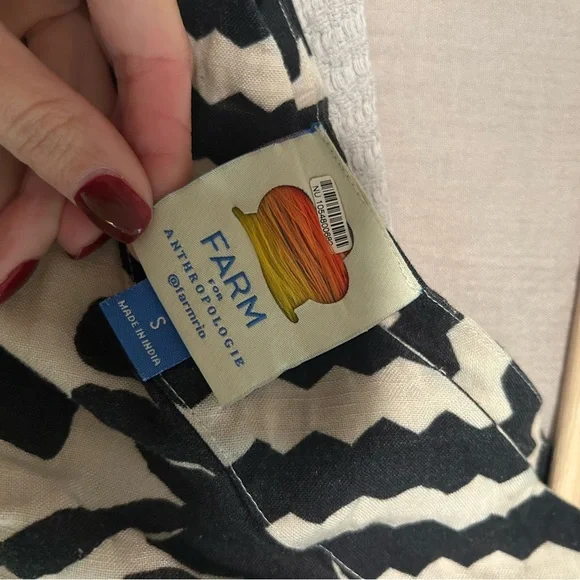 FARM Rio One-Shoulder Black and White Palm Dress - Picture 6 of 6